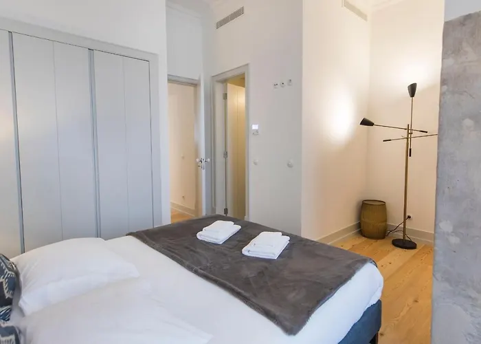 Fancy Downtown By Lovelystay Apartmán