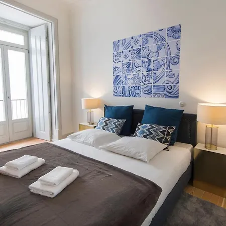 Lovelystay - Fancy In The Heart Of *