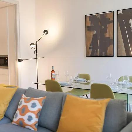 Lovelystay - Fancy In The Heart Of Apartment