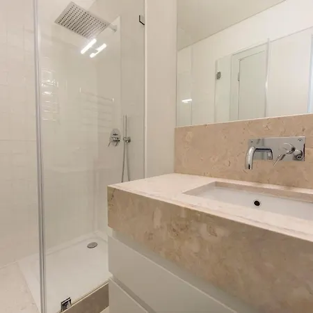 Lovelystay - Fancy In The Heart Of Apartment *