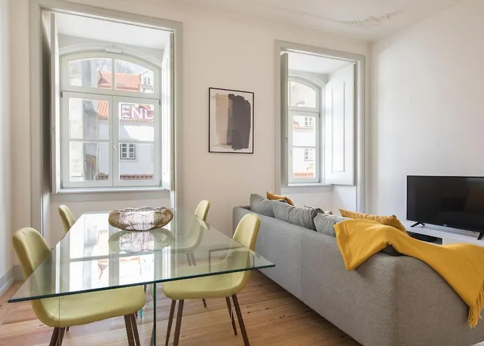 Apartment Fancy Downtown By Lovelystay